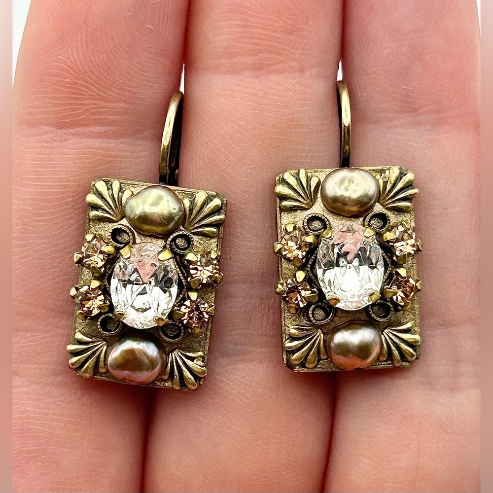 Michal Golan Gold Tone Pearl Earrings - Picture 11 of 13